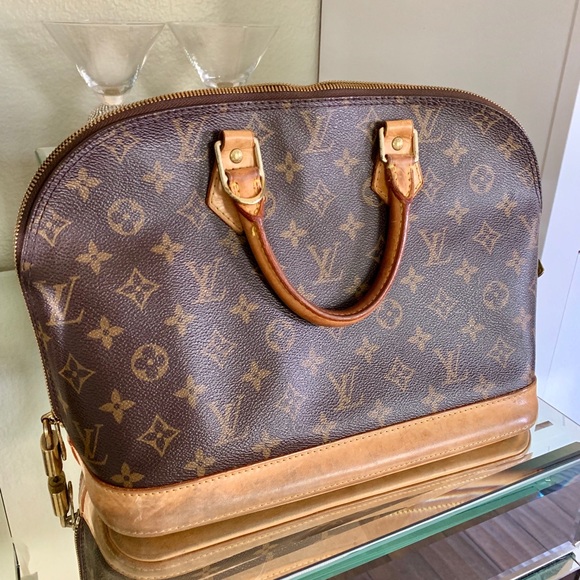 Louis Vuitton Handbags - SOLD! AUTHENTIC Louis Vuitton Alma PM Bag